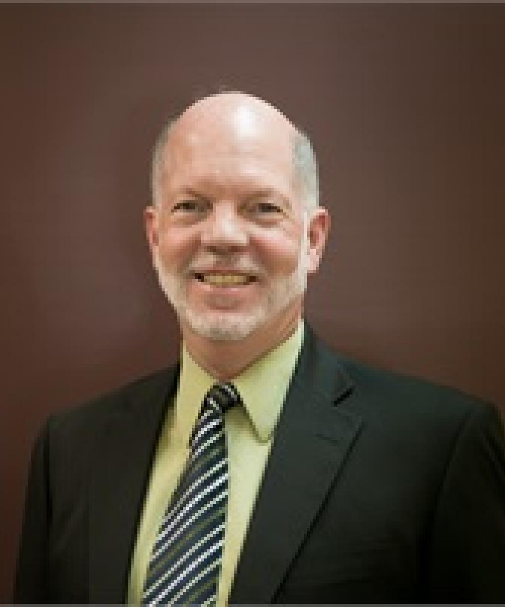 Larry Deal headshot