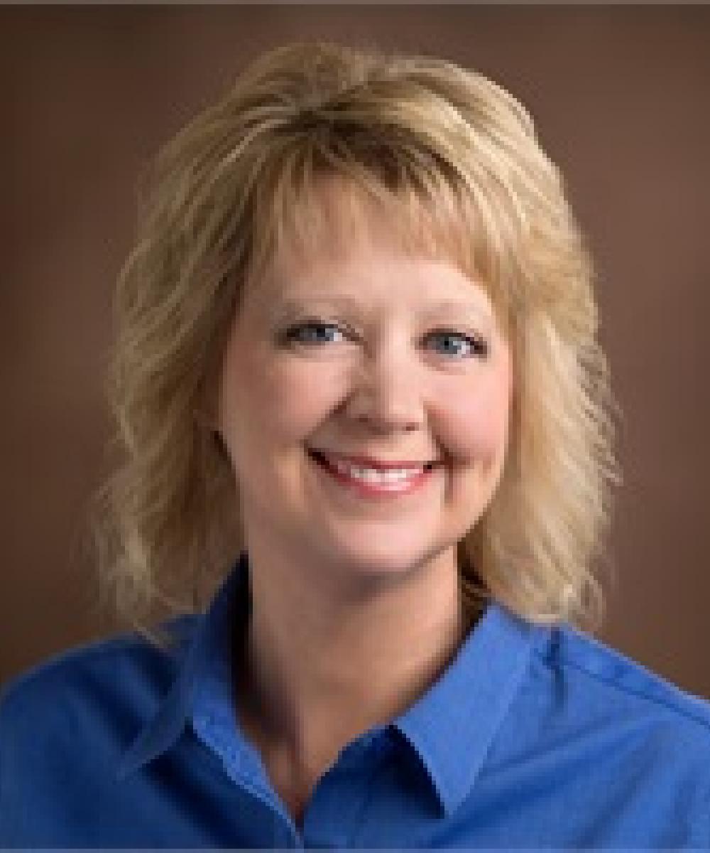 Nicole Wangler headshot